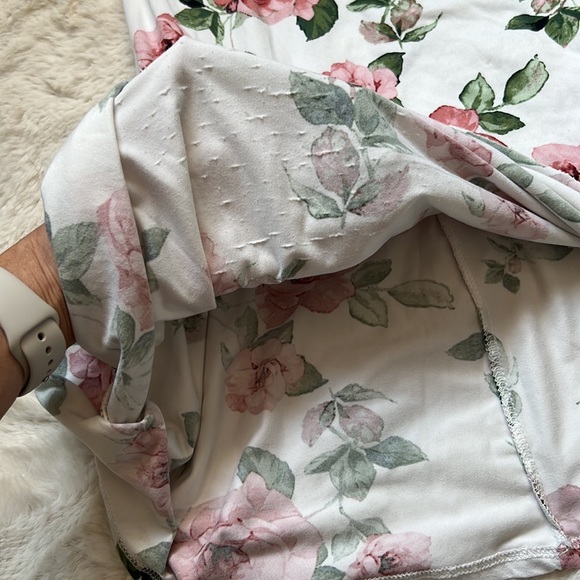 TMG New York Rose Patterned Dress Size Small - Picture 6 of 7